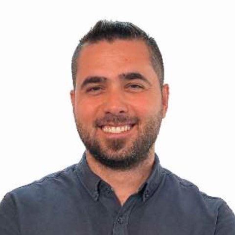Mehmet YETER portre fotoğrafı